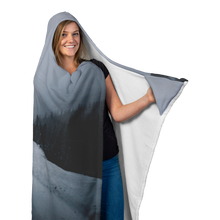 Laden Sie das Bild in den Galerie-Viewer, Colorado Winter Drive - Hooded Blanket