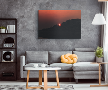 Laden Sie das Bild in den Galerie-Viewer, John Martin Sunrise - Canvas