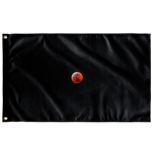 Laden Sie das Bild in den Galerie-Viewer, Blood Moon - Flag