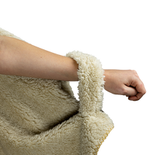 Charger l&#39;image dans la galerie, Garden of the Gods at night - Hooded Blanket