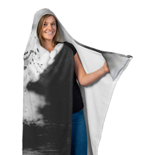 Load image into Gallery viewer, Water Splash - Hooded Blanket