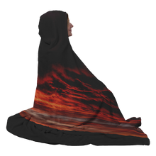 Carica l&#39;immagine nel visualizzatore di Gallery, Denver Sunset - Hooded Blanket