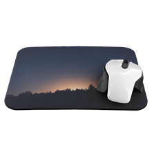 Laden Sie das Bild in den Galerie-Viewer, Tree Line Sunrise - Mousepad