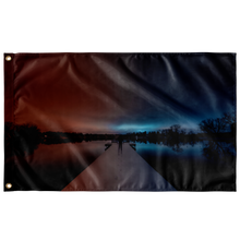 Laden Sie das Bild in den Galerie-Viewer, Midnight Pond - Flag