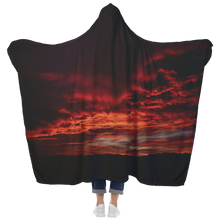 Carica l&#39;immagine nel visualizzatore di Gallery, Denver Sunset - Hooded Blanket