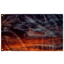 Laden Sie das Bild in den Galerie-Viewer, Colorful Sunset - Flag