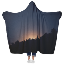 Load image into Gallery viewer, Tree Line - Hooded Blanket